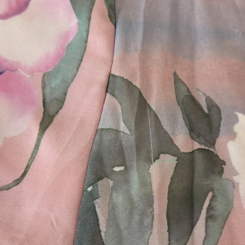 Pink Floral House of CB 'Seren'- XL - Picture 11 of 15